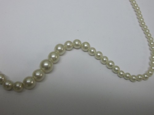 vintage costume jewelry necklace- small,great shape,Fontana vintage box - Picture 3 of 6
