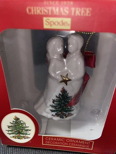 Spode Christmas Tree Bride and Groom Ornament - Thumbnail 3