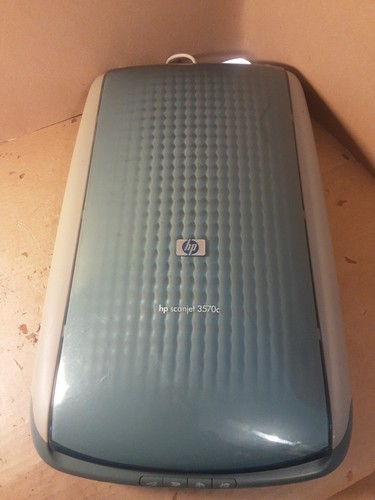 HP Scanjet 3570C Flatbed Scanner-Q2700A - PLUS PSU AND USB CABLE, PLS READ - Picture 3 of 12