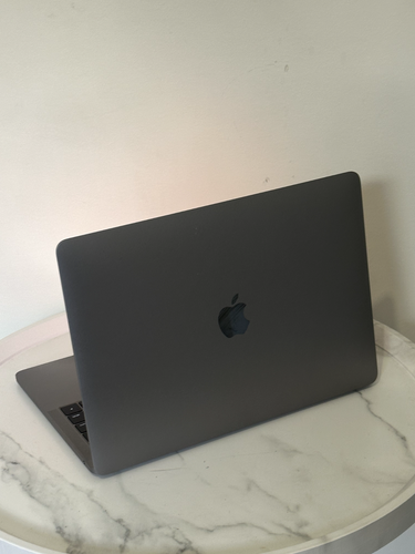 MacBook Pro 13" (2017) i5 8GB RAM 256GB SSD - Without Touch Bar - Picture 11 of 18