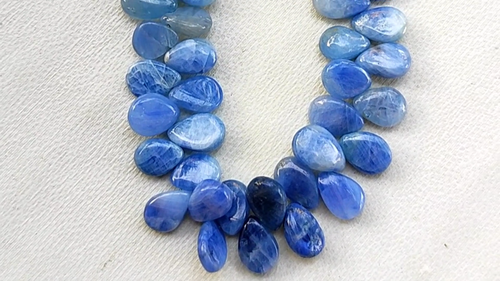 Piedras preciosas de zafiro azul natural 10x7 mm cuentas lisas en forma de pera hilo de 7,5" - Vídeo 1 de 1