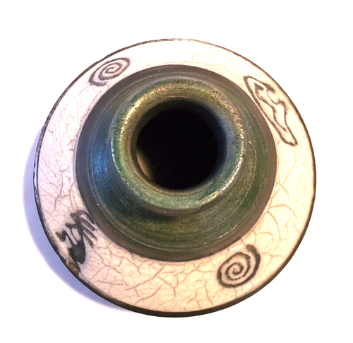 Jarrón artístico cerámica petroglifo Raku fuego ceniza volcán Ben Diller 2004 4,5" de alto - Imagen 3 de 13