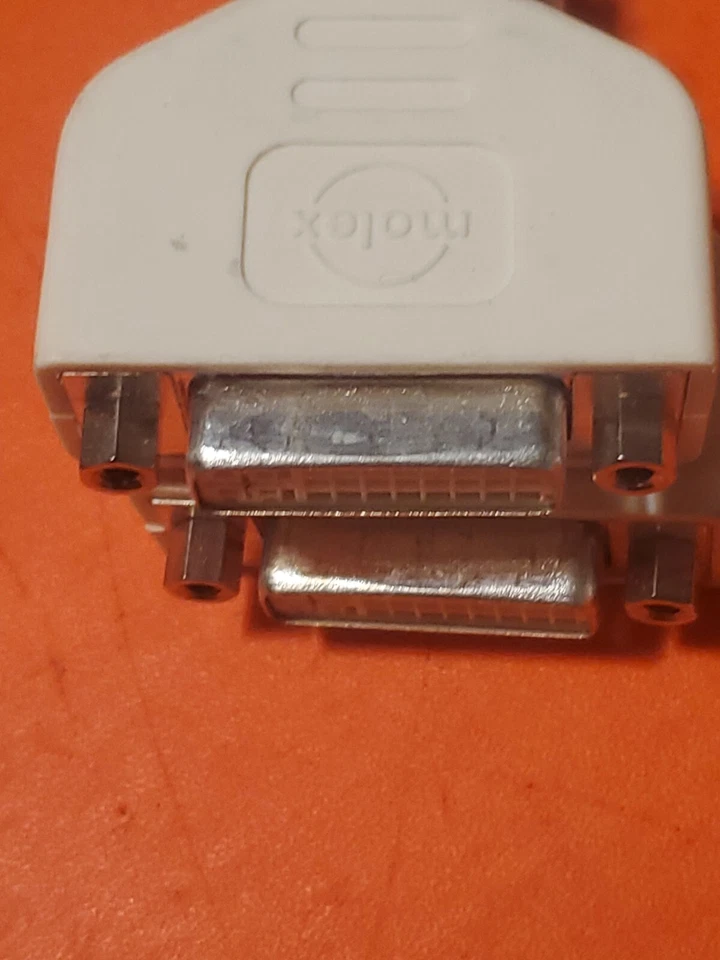 Molex DVI DMS-59 (1) Male Splitter to Dual (2) DVI Female Connector/Adapter - Image 4 of 4