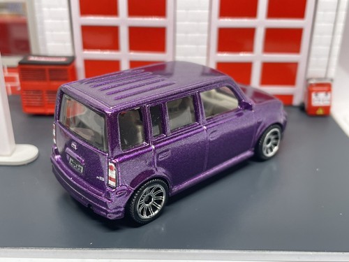 Scion XB Viola 1/64 2004-2006 Edizione Limitata - Foto 5 di 6