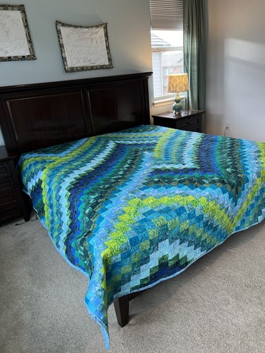 Edredón Batik Bargello tamaño king - Imagen 1 de 9