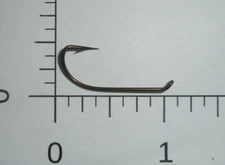 MUSTAD & SON #4 Fly Tying/BAIT Hooks Limerick Down Eye Bronzed REVERSED 1921 R