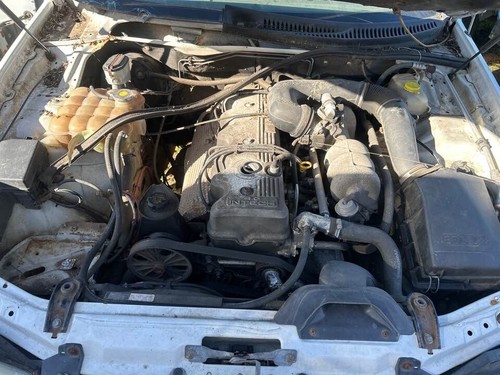 2002 Ford AU Falcon Washer Bottle Fairmont XR6 XR8 LTD 98-02 #B298 - Picture 11 of 12