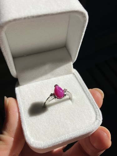Vintage 10k White Gold Linde Star Ruby Ring