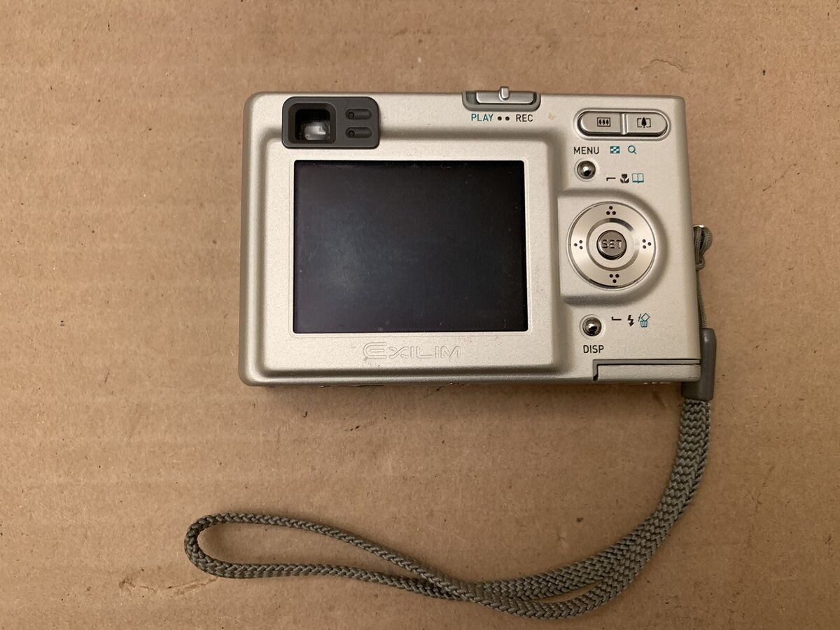 Casio EXILIM Z3 3.2MP Digital Camera - Silver for sale Casio EXILIM Z3 3.2MP Digital Camera - Silver for sale