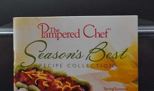 Spring/Summer 2002 Season's Best Recipe By The Pampered Chef Cookbook Book P8 - Foto 2 di 12