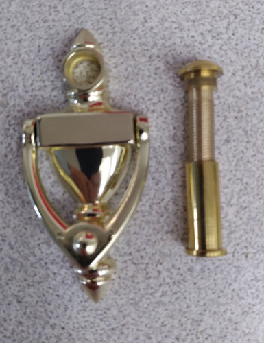 Door Knocker with Peephole Brass Fits 1-1/4"- 2" Wide Doors NEW - Picture 4 of 6