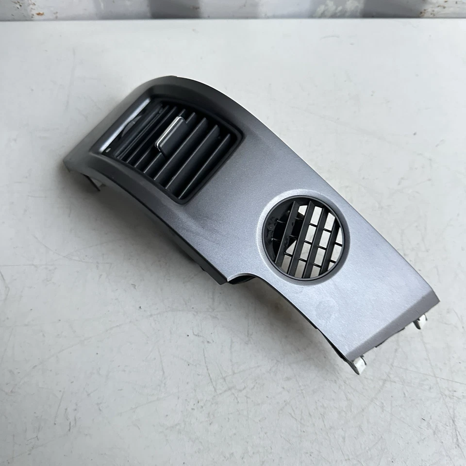 Honda CR-V 2007-2011 CRV OEM tablero delantero derecho del lado del pasajero aire acondicionado moldura de ventilación Foto 3 de 4