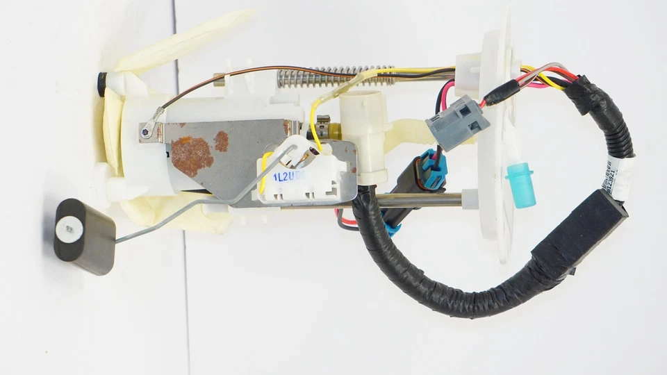 Módulo de bomba de combustible Bosch F00E1941733 para Ford Mercury Explorer Mountaineer 2004 Foto 2 de 4