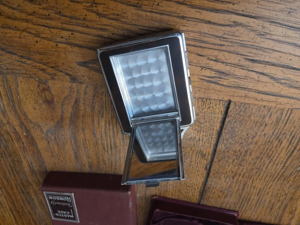 Rare Design Ronson Masterpact Ladies Cigarette Case Lighter Makeup Compact - Image 4 of 4
