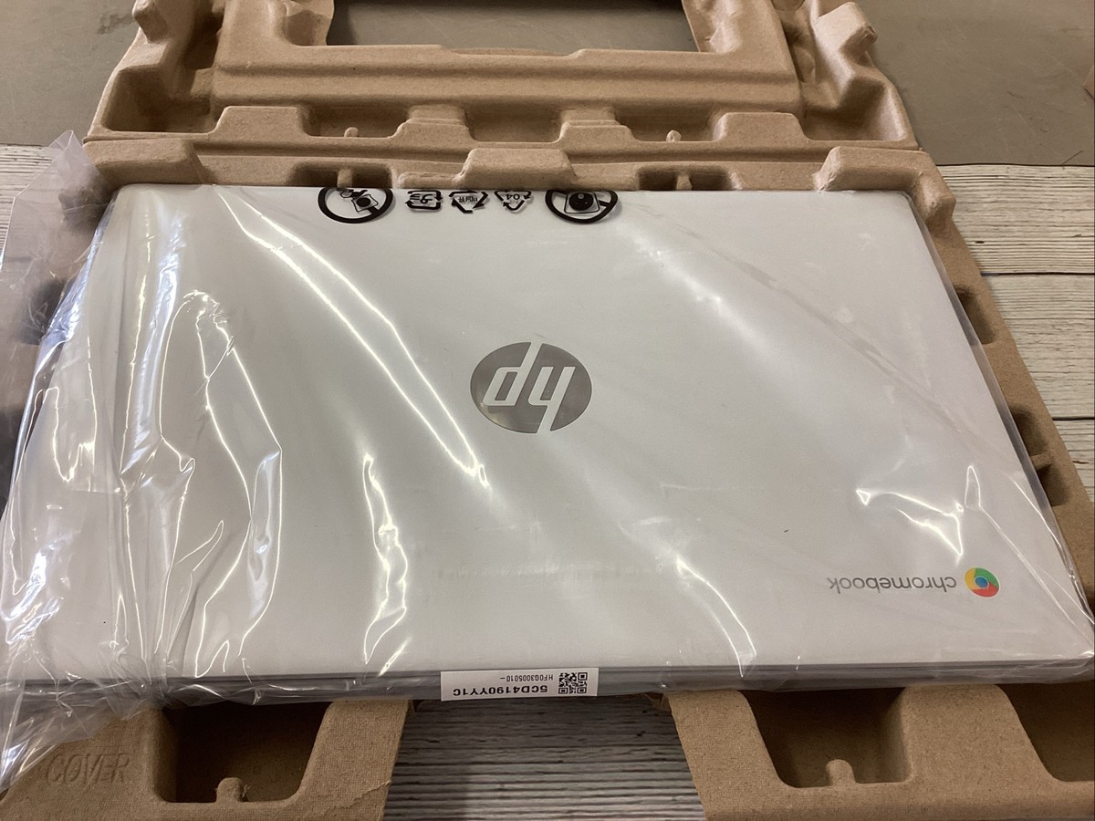 HP Chromebook MT7921. 14”. 4GB RAM, Glacier Silver. No Box