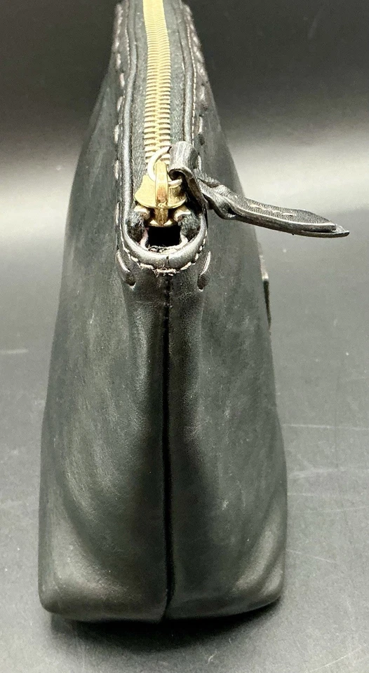 RARE VTG Dooney & Bourke Black Florentine Large Domed Cosmetic Case Zip Pouch - Image 4 of 4