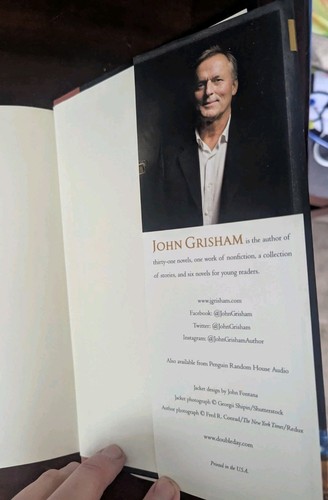 *SIGNED - The Rooster Bar - John Grisham 1st Ed. 1st Printing - Hard Cover - LN - Picture 7 of 8