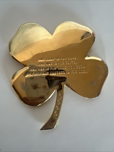 Gerity 24K vergoldet Messing vierblättriges Kleeblatt Inschrift keltisch St. Pattys Glück - Bild 2 von 5