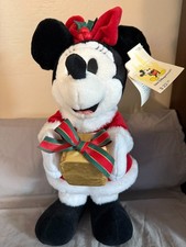 Santa Classic Minnie Mouse Walt Disney World plush