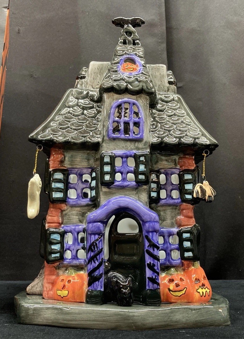 Picture 3 of 18
