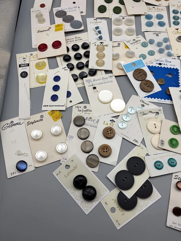 Vintage to Now Sewing Buttons Mixed Lot Brands & Colors On Cards Craft Supplies - Image 3 of 4