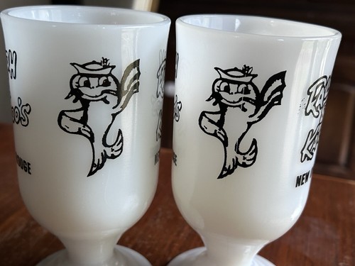 Vintage Pair of 5.5” Ralph & Kacoo’s Milk Glass Footed Irish Coffee Mugs - Picture 4 of 11