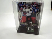Lamar Jackson Funko Pop Baltimore Vikings In Display Case