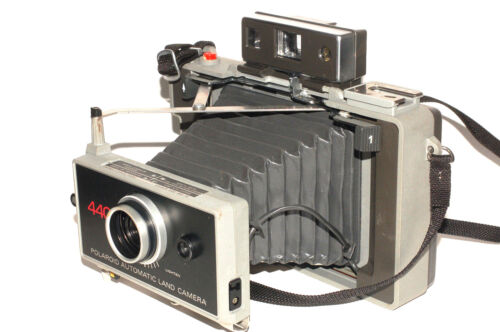 Polaroid 440 Land Camera - Picture 2 of 6