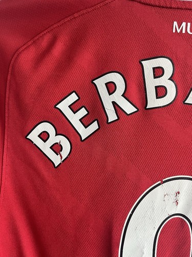 Manchester United home football shirt, 2010/2011, men's small, Berbatov 9 - Picture 7 of 24