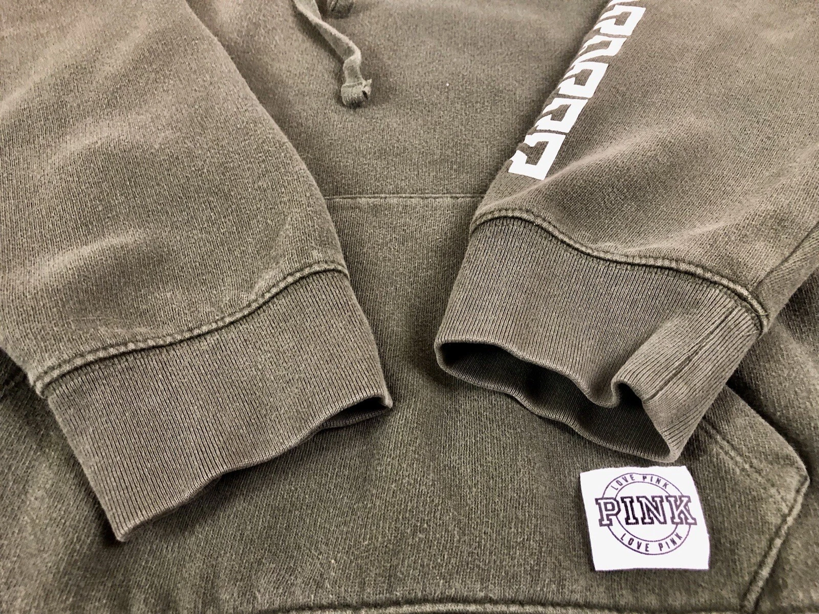 UNDERCOVER Felpa con cappuccio ROSA Victorias Secret donna verde medio pullover logo taschino canguro