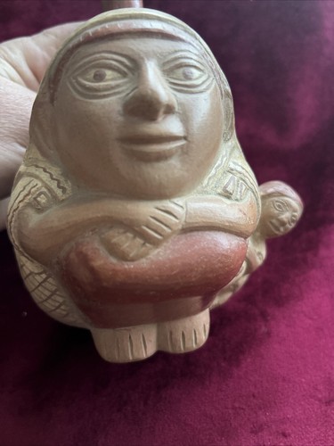 Vintage Signed Peruvian Stirrup Spout Vessel Woman And Child - Picture 4 of 6