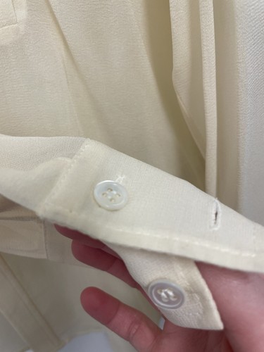 Theory Women's Long Sleeve Button Down Shirt Work Business Blouse Cream Size M - Picture 10 of 16