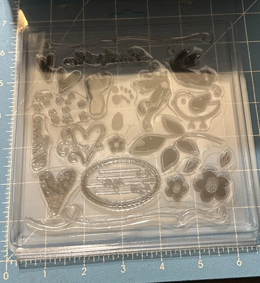 Juego de estampillas para bebé - Pie de bebé estrella pequeña, corazones, bienvenida, pájaros, mariposa Foto 2 de 2