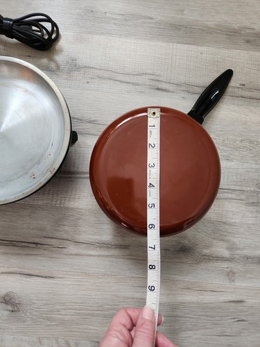 Vintage Retro Oster Electric Fondue Pot and Fondue Fork Set by Hamilton Beach - Picture 15 of 19