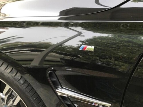 n 2 Stück Seitenwappen M Sport 3D 45x15mm für BMW ABS Aufkleber Logo Fries Badge - Bild 6 von 8