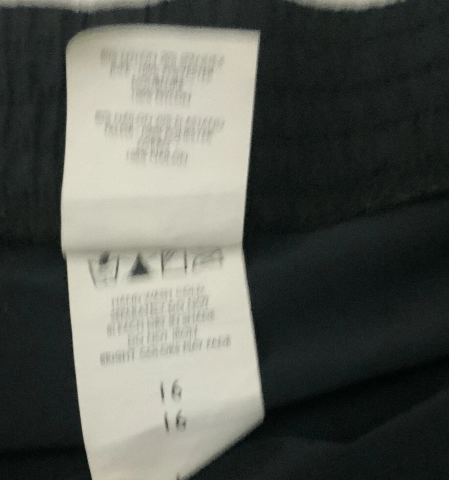 Traje de baño para mujer Southpoint negro de una pieza pantalones cortos talla 16 estampado de hibisco Foto 4 de 4