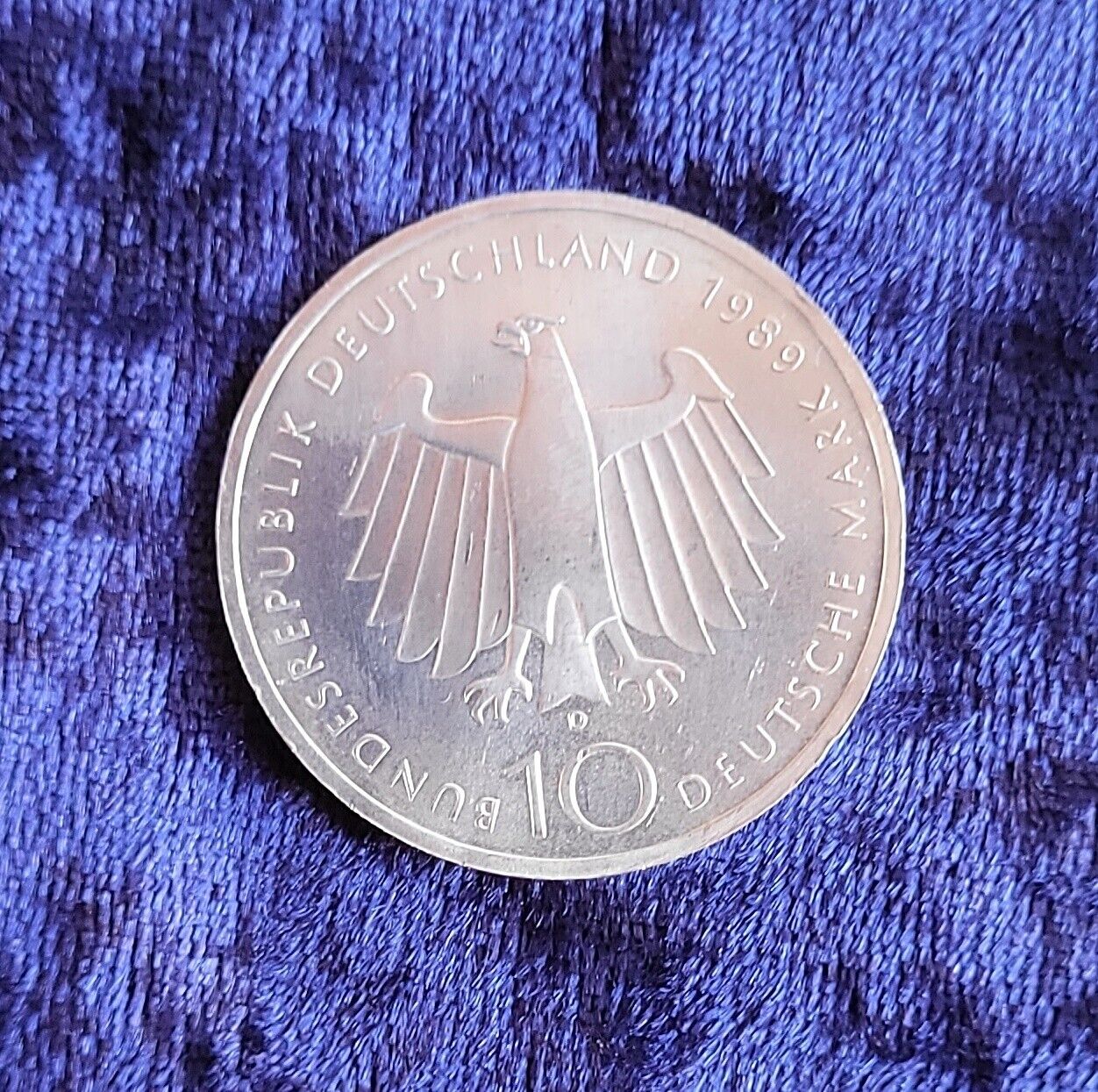 Bild 2 von 2