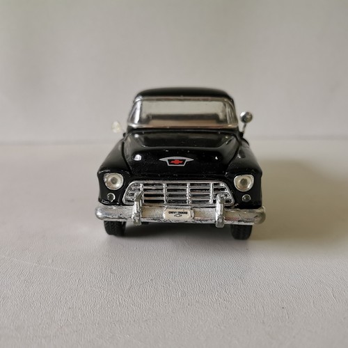 Voiture Solido Pick Up Chevrolet 1955 CHEVY STEPSIDE TRUCK SS 5602 1:36 - Foto 3 di 12