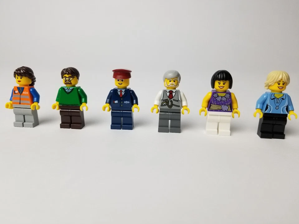 LEGO Train 10233 Horizon Express Complete Creator Expert Orange Passenger Engine - Image 2 of 4