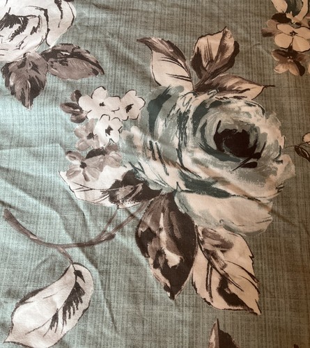 Dunelm Floral Bedding king size 2 pillowcases - Picture 2 of 4