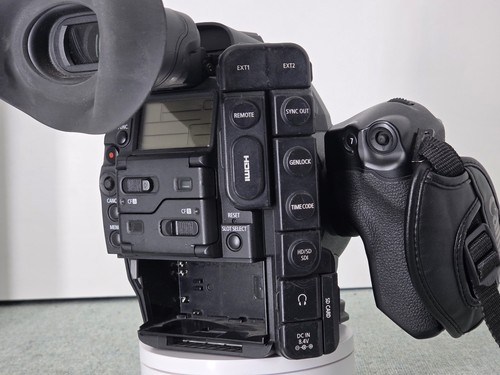 Canon EOS C300 Cinema Professional Camcorder Body Only Low Hours - Picture 3 of 10