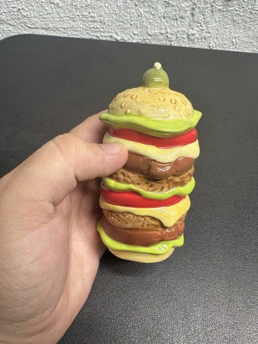 Hanna Barbera Scooby Doo Hamburger Salt & Pepper Shaker Set - Picture 3 of 13