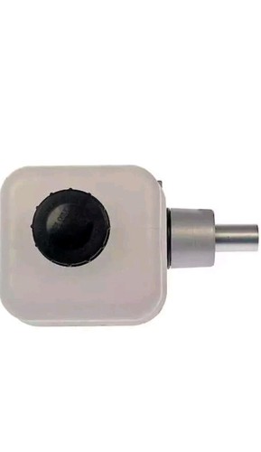 Brake Master Cylinder CARQUEST MCA630524 6-9  - Picture 4 of 6