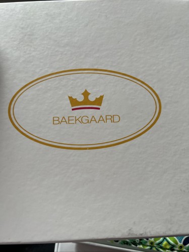 Vera Bradley Baekgaard Retirado Seda Margarita Margarita Cuadrado de Bolsillo Nuevo Verde Azul Nuevo en Caja - Imagen 3 de 4