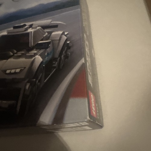 LEGO SPEED CHAMPIONS: Mercedes-AMG F1 W12 E Performance & Mercedes-AMG... - Picture 4 of 9