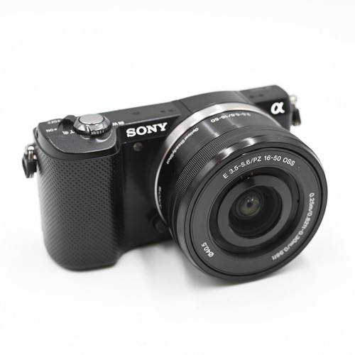 SONY α5000 16-50mm  (35 languages)[Excellent+++] - Picture 2 of 8