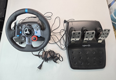 Logitech G29 Driving Force Racing Wheel And Pedals For PC