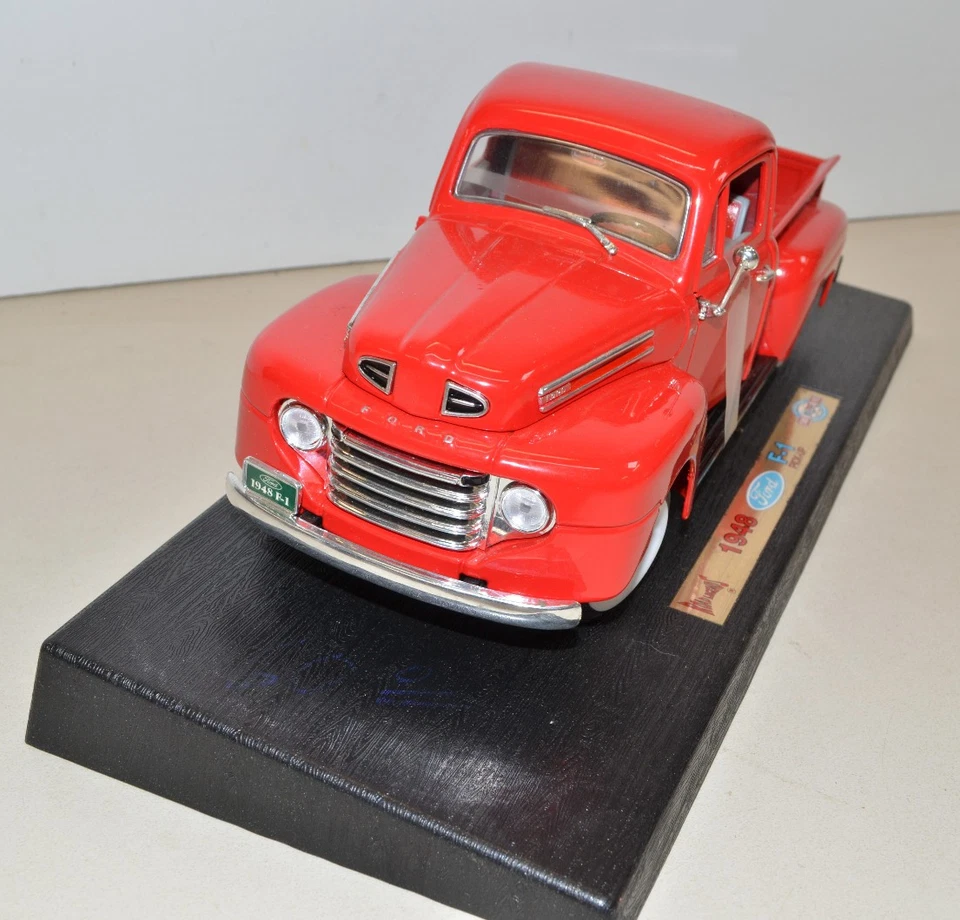 Road Signature 1948 FORD F1 PICK-UP TRUCK 1:18 Scale Diecast Vehicle - Image 3 of 4