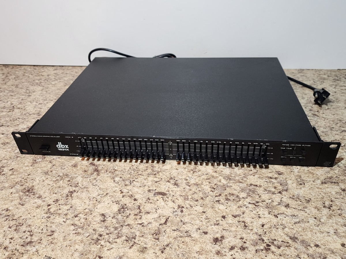 dbx 1531p グラフィックイコライザー　アタッシュケース付き dbx 1531p グラフィックイコライザー アタッシュケース付き