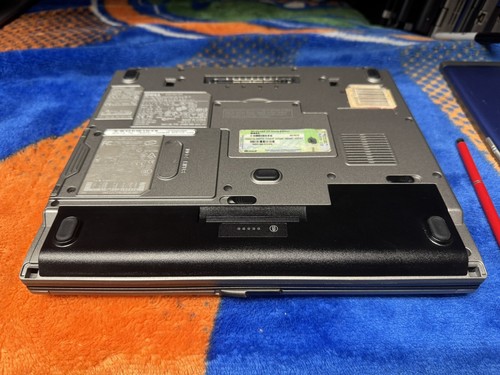 Dell Latitude D410, 12.1”, WinVista, Intel PM2.0 Ghz, 20 GB, 1.5 GB, Wifi #003 - Picture 7 of 15